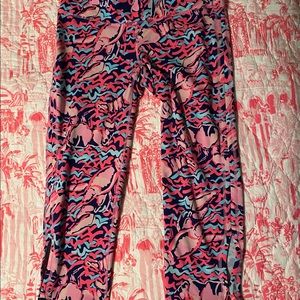 Lilly Pulitzer Luxletic Leggings in Lobstah Roll size Medium